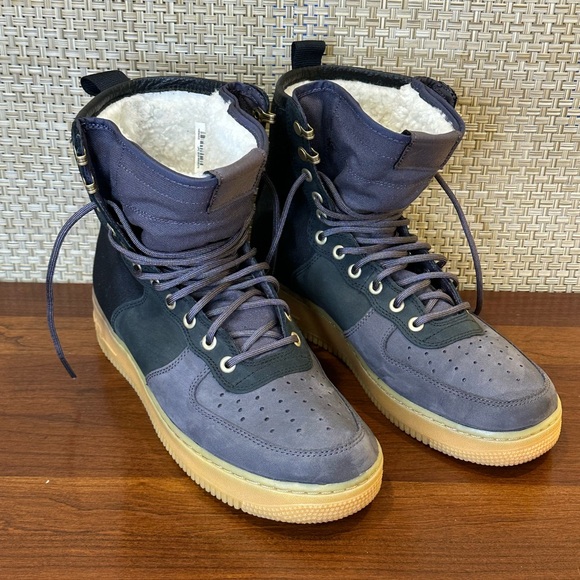 Nike Other - 🌟HP🌟Nike SF Air Force 1 Gray/Black Premium Sherpa Hi-Top Sneaker Boots 10.5